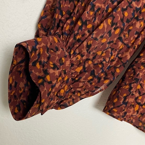 THEORY Blouson Sleeve Top in Floral Silk Crepe Brown Copper Size Small - Picture 11 of 15